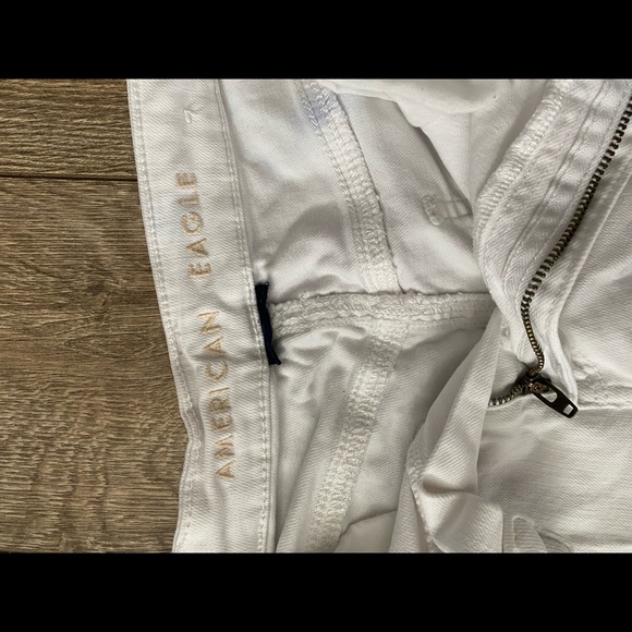 Shorts - Picture 2 of 3